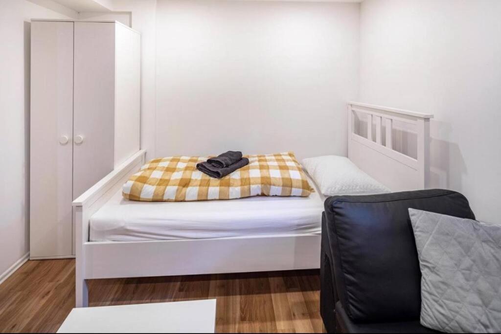 Cityloft Kassel 1 - Zentrale Unterkunft Fuer Gruppen Bis 7 Personen - Parkplatz - Netflix Экстерьер фото